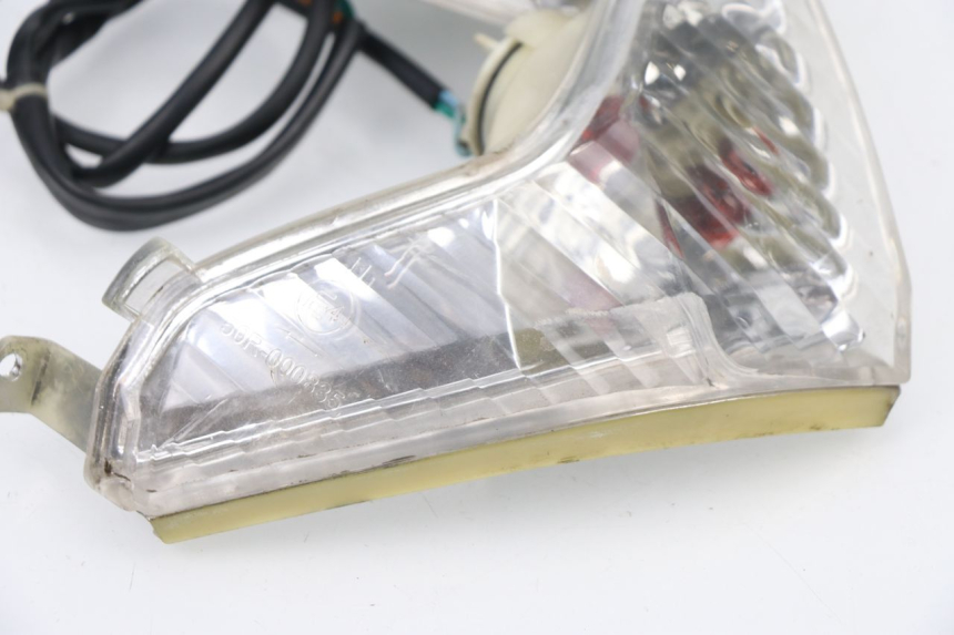 photo de FRONT TURN SIGNAL REVATTO FUTURA GT 125 (2006 - 2008)