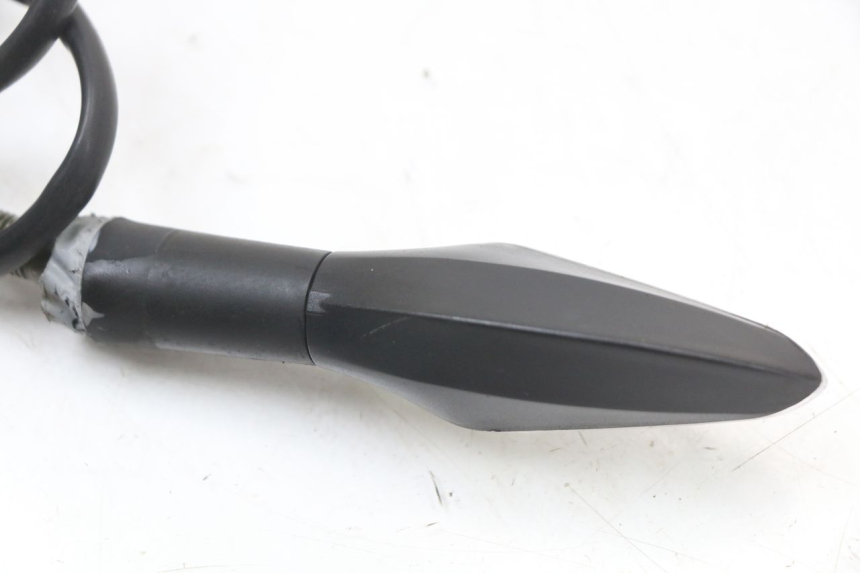 photo de LEFT FRONT TURN SIGNAL E-MAX 80L 1 (2011 - 2014)