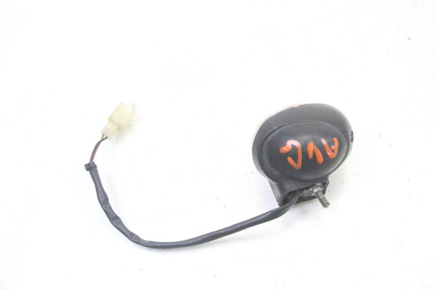 photo de FRONT LEFT TURN SIGNAL MBK BOOSTER SPIRIT NAKED 50 (2004 - 2017)