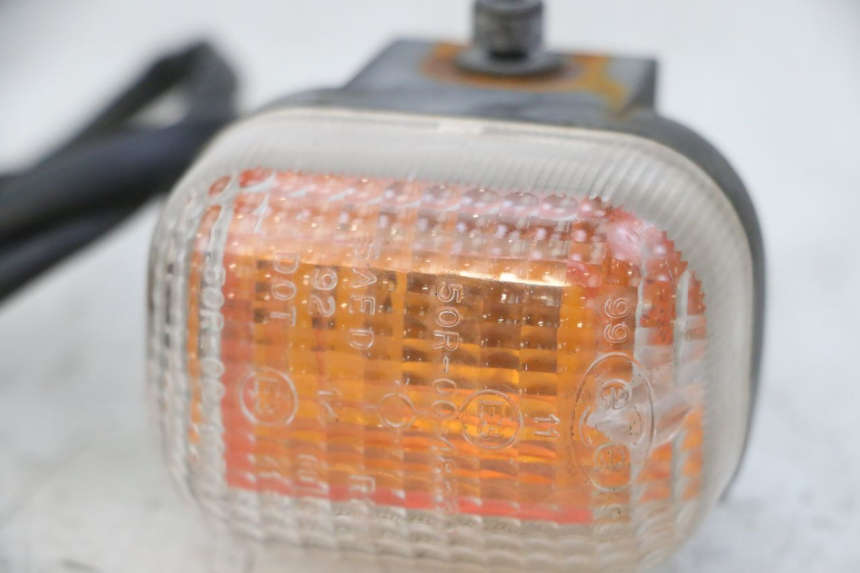 photo de FRONT LEFT TURN SIGNAL MBK BOOSTER SPIRIT NAKED 50 (2004 - 2017)