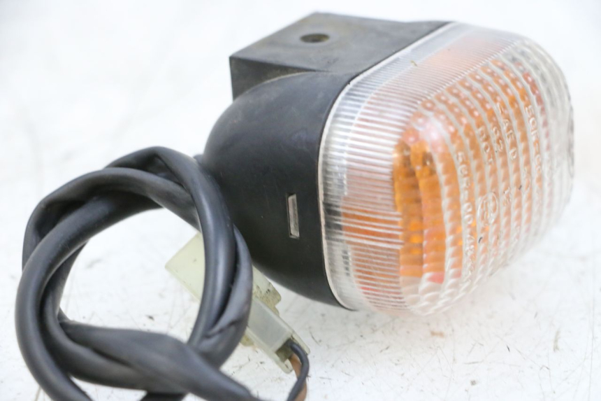 photo de FRONT LEFT TURN SIGNAL MBK BOOSTER SPIRIT NAKED 50 (2004 - 2017) - Fixing points details