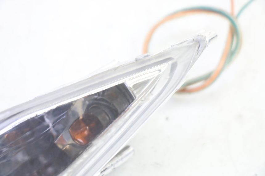 photo de LEFT FRONT TURN SIGNAL SYM CROX 4T 50 (2016 - 2023) - Zoom on usage condition