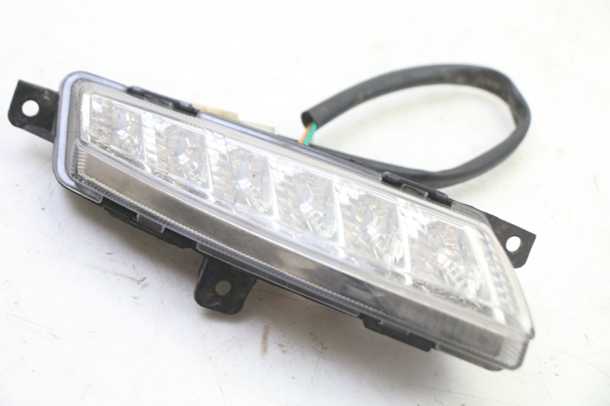 photo de FRONT LEFT TURN SIGNAL VENESI FLY RETRO 4T 50 (2020 - 2025)