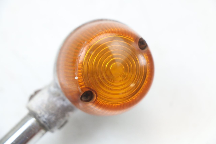 photo de FRONT LEFT TURN SIGNAL  SUZUKI GN 125 (1997 - 2000)
