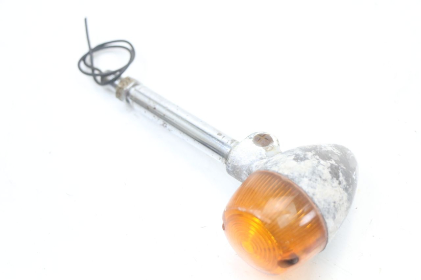 photo de FRONT LEFT TURN SIGNAL  SUZUKI GN 125 (1997 - 2000)