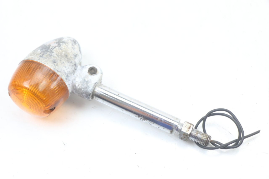 photo de FRONT LEFT TURN SIGNAL  SUZUKI GN 125 (1997 - 2000)