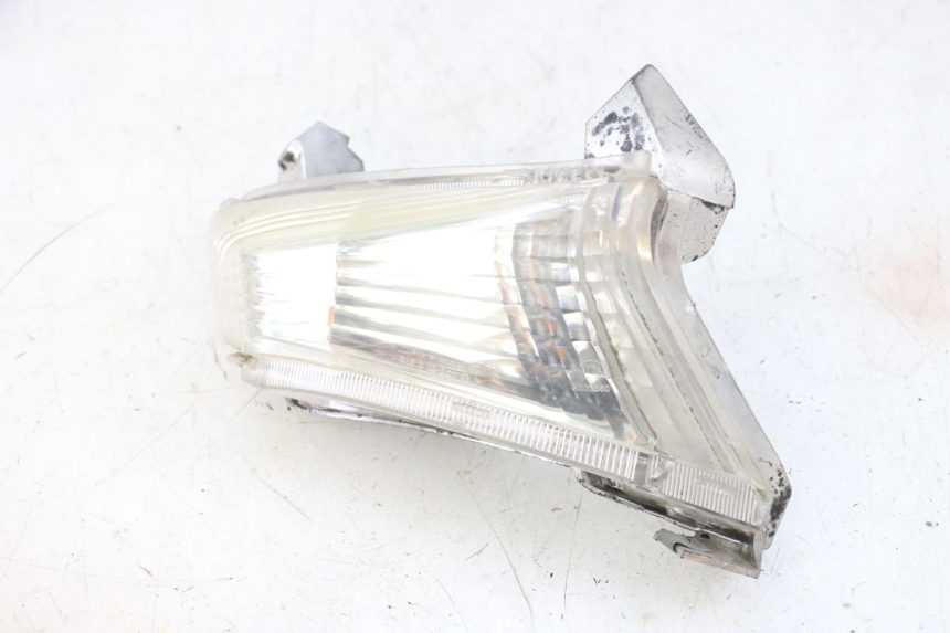photo de FRONT LEFT TURN SIGNAL JM MOTORS GTS 125 (2015 - 2019) - Surface and material condition