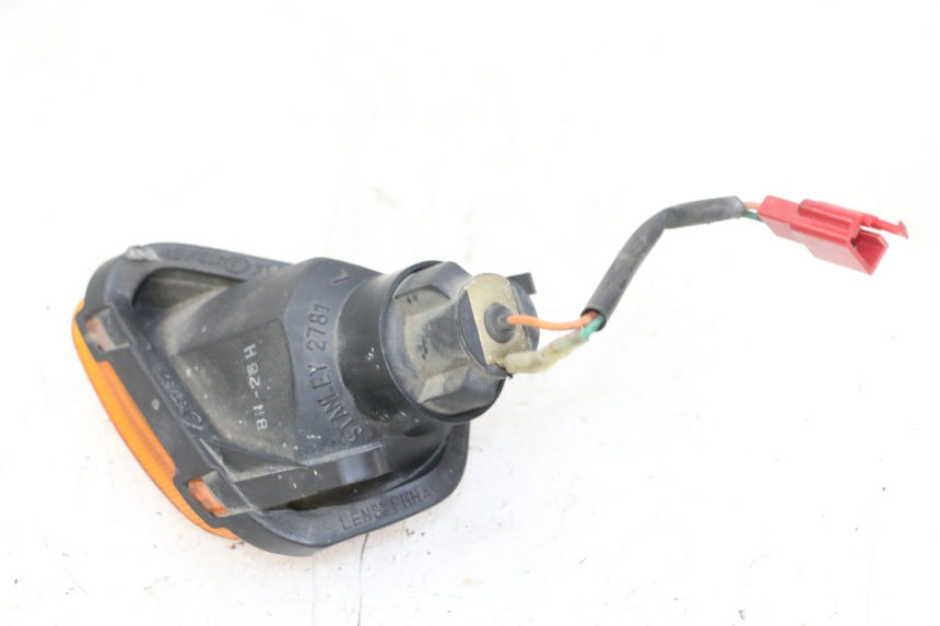 photo de FRONT LEFT TURN SIGNAL HONDA CBR F 1000 (1993 - 1996)