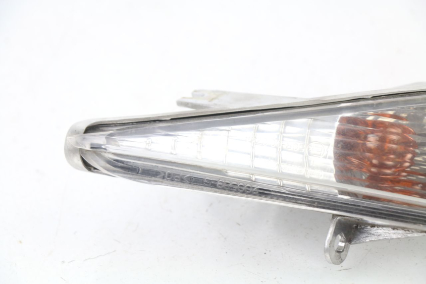 photo de FRONT LEFT TURN SIGNAL  HONDA SES DYLAN 125 (2002 - 2006)