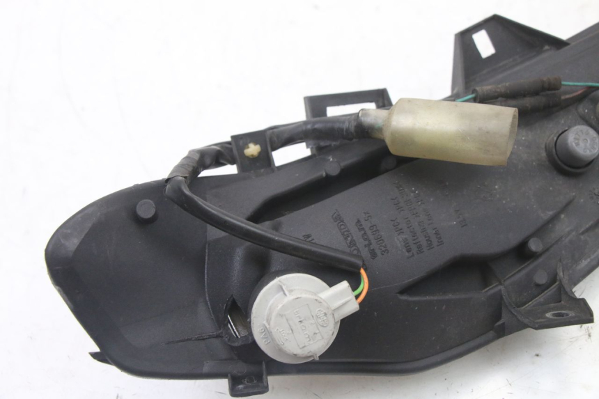 photo de FRONT LEFT TURN SIGNAL HONDA SH i 300 (2015 - 2020)