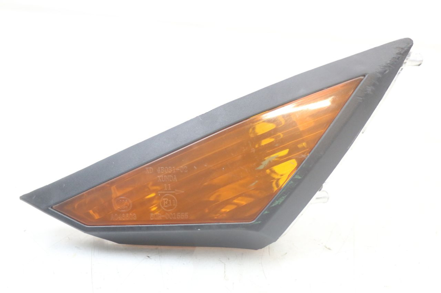 photo de LEFT FRONT TURN SIGNAL KEEWAY RY6 2T 50 (2011 - 2019)