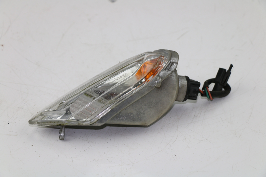 photo de FRONT LEFT TURN SIGNAL  KYMCO AGILITY CITY 4T 50 (2008 - 2016)