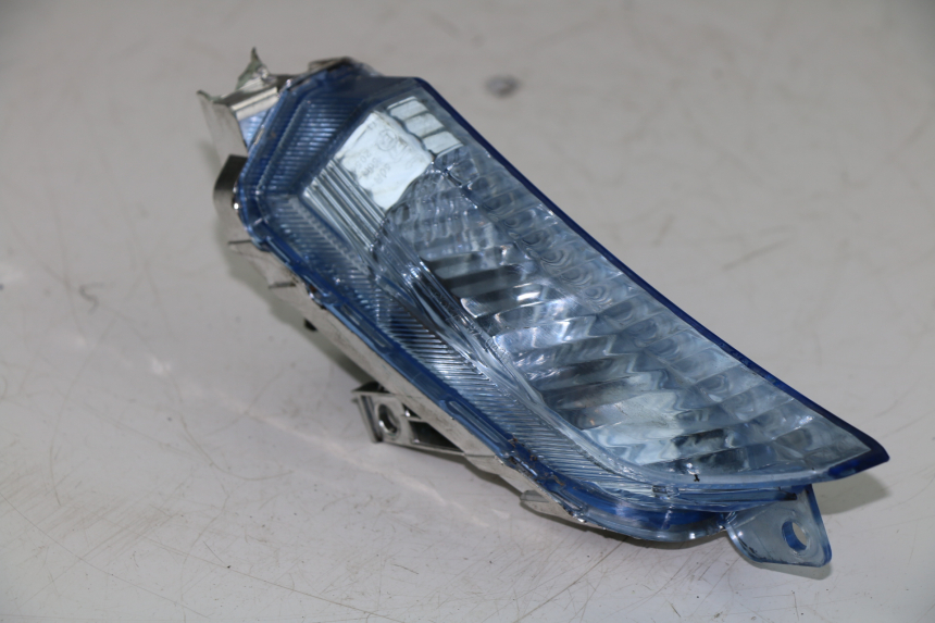 photo de FRONT LEFT TURN SIGNAL  KYMCO K-XCT 125 (2013 - 2017)