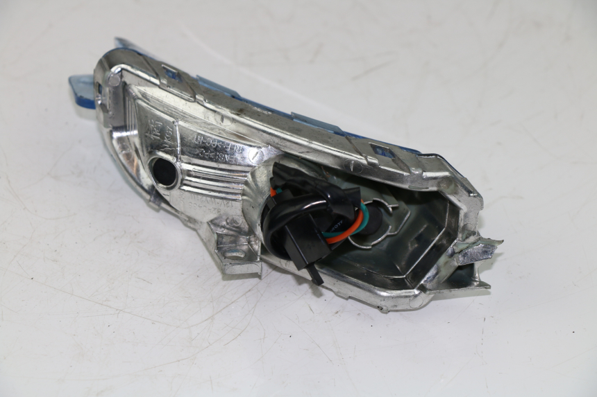 photo de FRONT LEFT TURN SIGNAL  KYMCO K-XCT 125 (2013 - 2017)