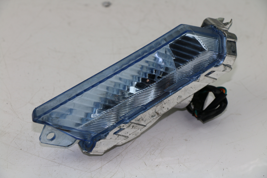 photo de FRONT LEFT TURN SIGNAL  KYMCO K-XCT 125 (2013 - 2017)