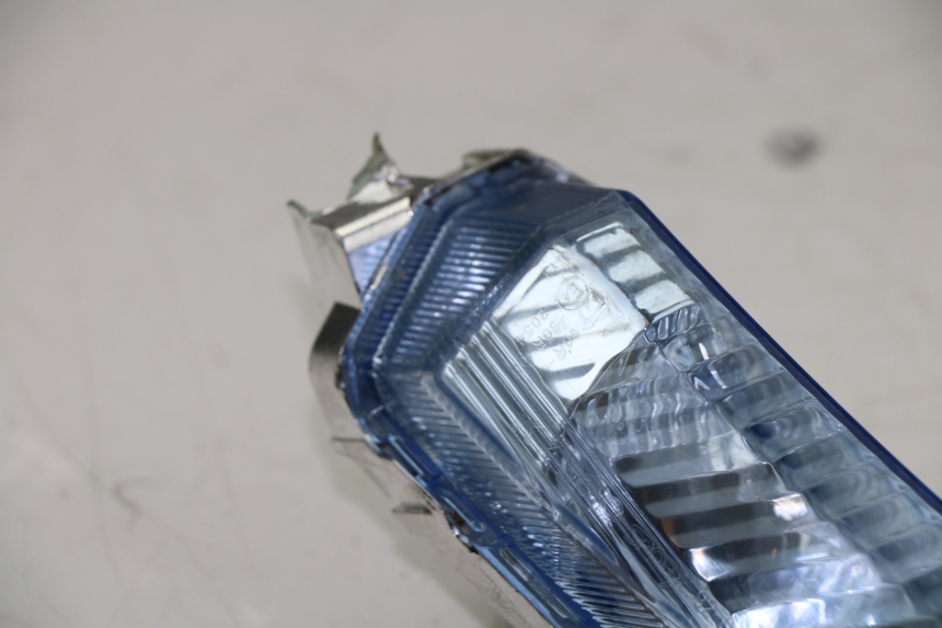photo de FRONT LEFT TURN SIGNAL  KYMCO K-XCT 125 (2013 - 2017)