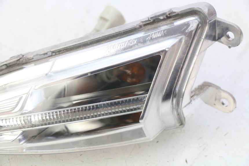 photo de LEFT FRONT TURN SIGNAL PIAGGIO LIBERTY IGET 4T 50 (2015 - 2020)