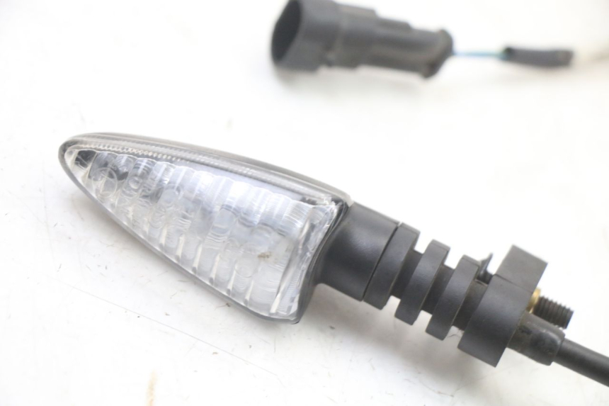 photo de FRONT LEFT TURN SIGNAL LIGIER PULSE 3 1 (2014 - 2020)