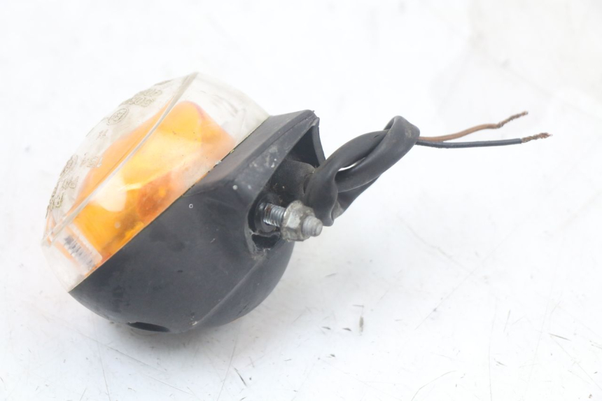 photo de LEFT FRONT TURN SIGNAL MBK BOOSTER SPIRIT 50 (2004 - 2017)