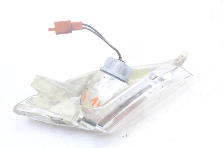 photo de LEFT FRONT TURN SIGNAL MBK FLAME X 125 (2004 - 2007)