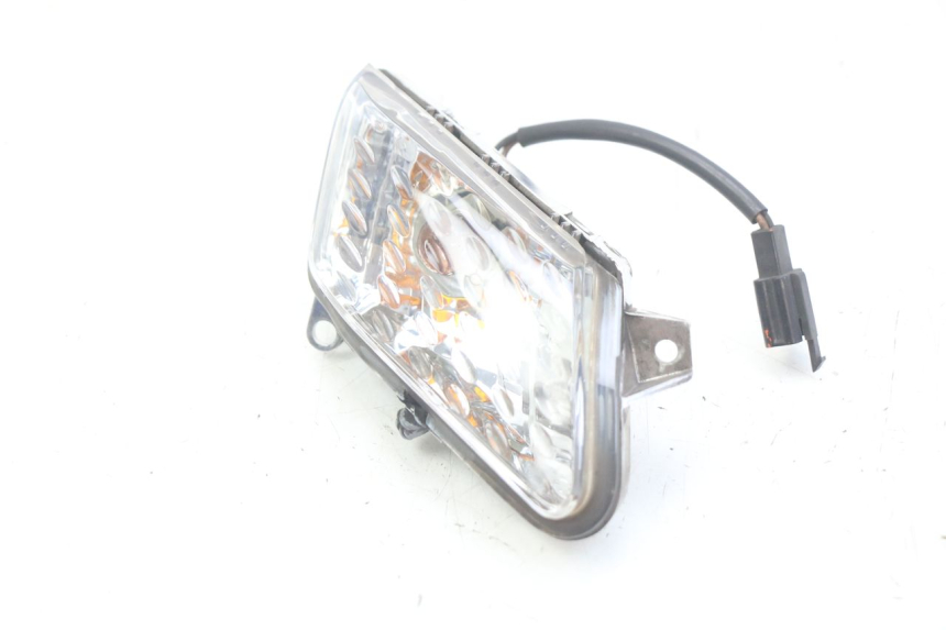 photo de FRONT LEFT TURN SIGNAL  MBK SKYCRUISER 125 (2006 - 2009)