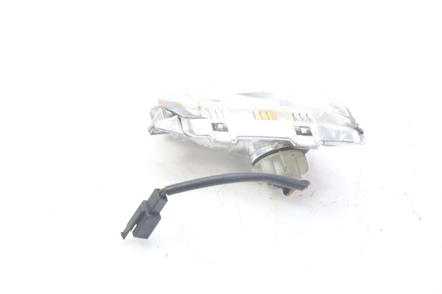 photo de FRONT LEFT TURN SIGNAL  MBK SKYCRUISER 125 (2006 - 2009)