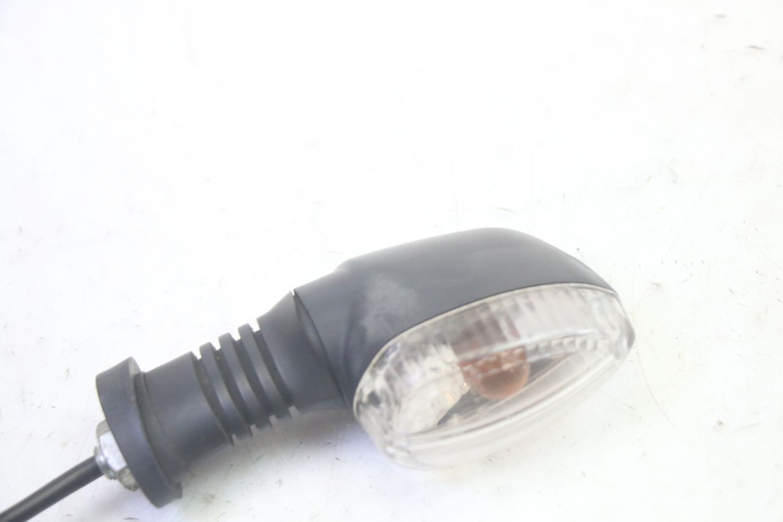 photo de FRONT LEFT TURN SIGNAL PIAGGIO MP3 RL 250 (2007 - 2010) - Component detail
