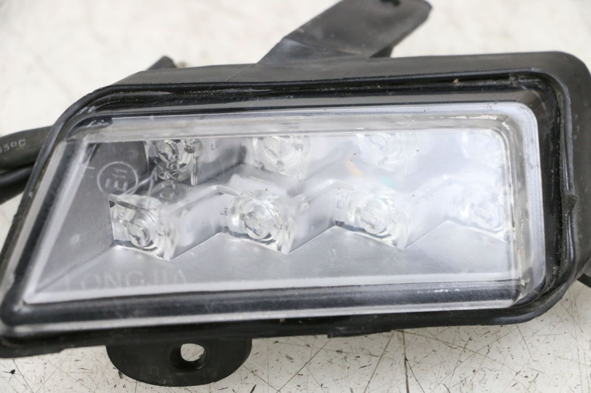 photo de FRONT LEFT TURN SIGNAL NECO GPX LC 2T 50 (2014 - 2018)