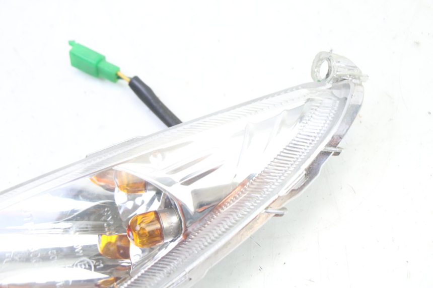 photo de FRONT LEFT TURN SIGNAL SYM ORBIT 2 4T 50 (2008 - 2017)