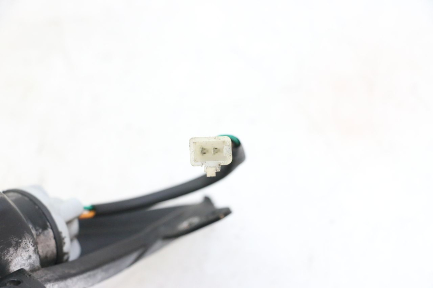 photo de FRONT LEFT TURN SIGNAL  PEUGEOT CITYSTAR 50 (2013 - 2017)