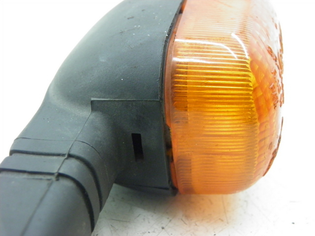 photo de LEFT FRONT TURN SIGNAL PEUGEOT LUDIX 50 (2008 - 2017)