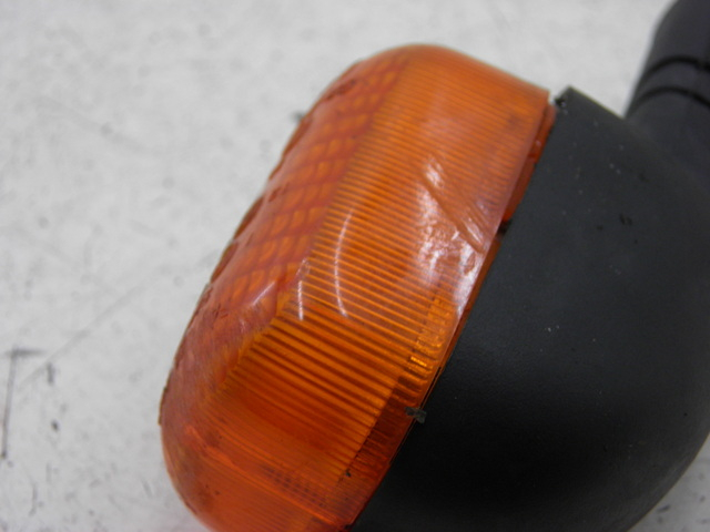 photo de LEFT FRONT TURN SIGNAL PEUGEOT LUDIX 50 (2008 - 2017)