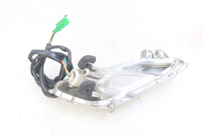 photo de LEFT FRONT TURN SIGNAL PEUGEOT TWEET 4T 50 (2018 - 2020)