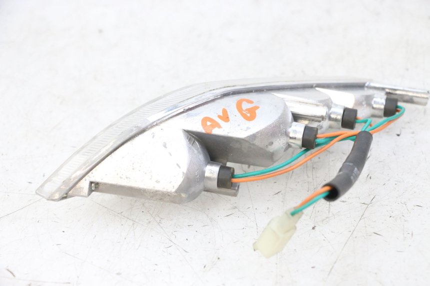 photo de FRONT LEFT TURN SIGNAL  PEUGEOT VIVACITY 125 (2010 - 2017)
