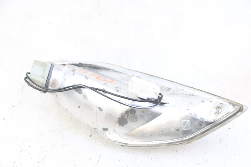 photo de LEFT FRONT TURN SIGNAL PIAGGIO FLY 2T 50 (2004 - 2017)