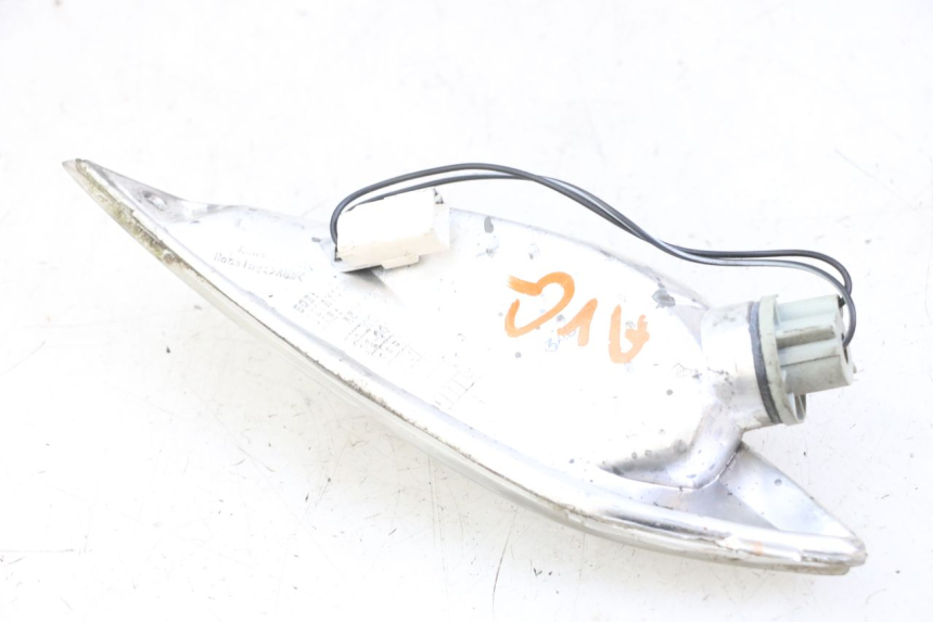 photo de LEFT FRONT TURN SIGNAL PIAGGIO FLY 2T 50 (2004 - 2017)