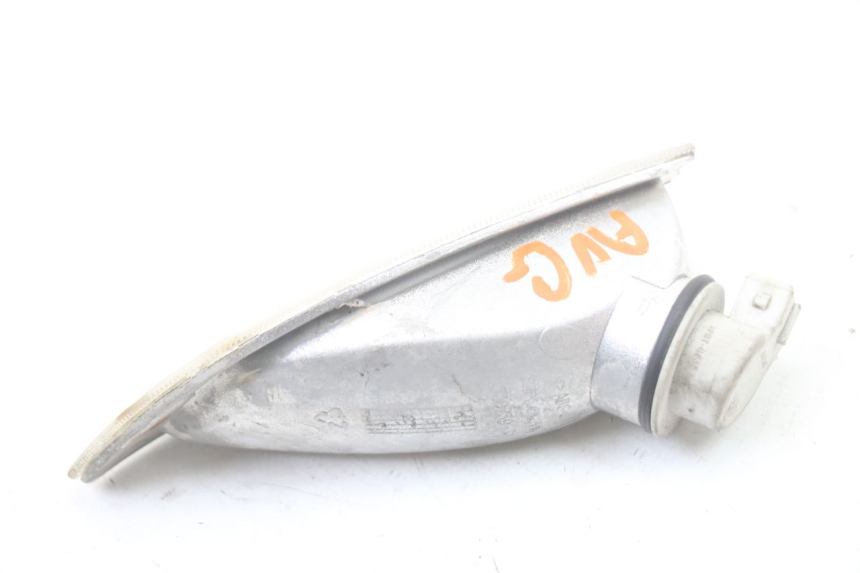 photo de LEFT FRONT TURN SIGNAL PIAGGIO VESPA LX 2T 50 (2005 - 2013)