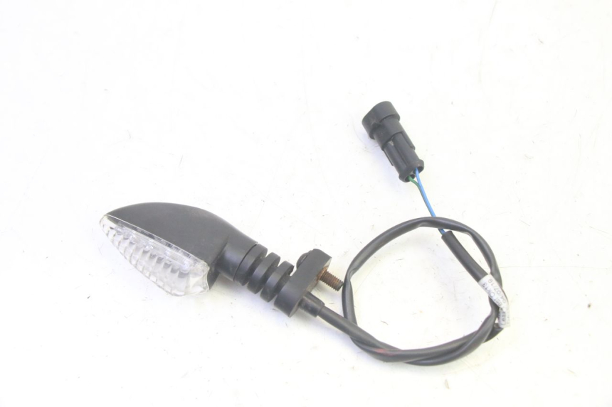 photo de FRONT LEFT TURN SIGNAL LIGIER PULSE 3 1 (2014 - 2020) - Zoom on usage condition