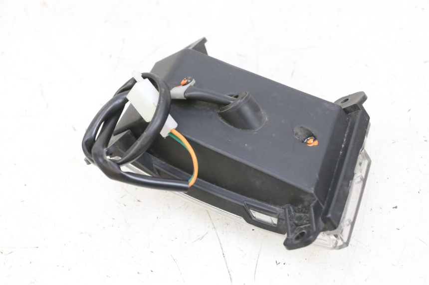 photo de FRONT LEFT TURN SIGNAL EFUN PUSA 1 - Technical close-up