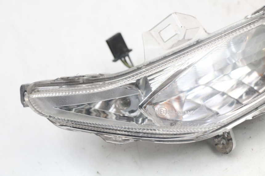 photo de FRONT LEFT TURN SIGNAL SUZUKI ADDRESS 110 (2015 - 2020)