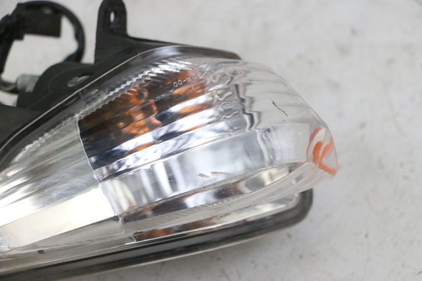 photo de FRONT LEFT TURN SIGNAL SUZUKI BURGMAN 125 (2015 - 2017)