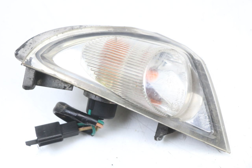 photo de FRONT LEFT TURN SIGNAL  SYM MIO 50 (2005 - 2010)