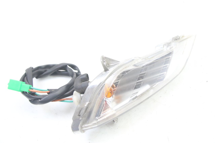 photo de LEFT FRONT TURN SIGNAL PEUGEOT TWEET 4T 50 (2018 - 2020)