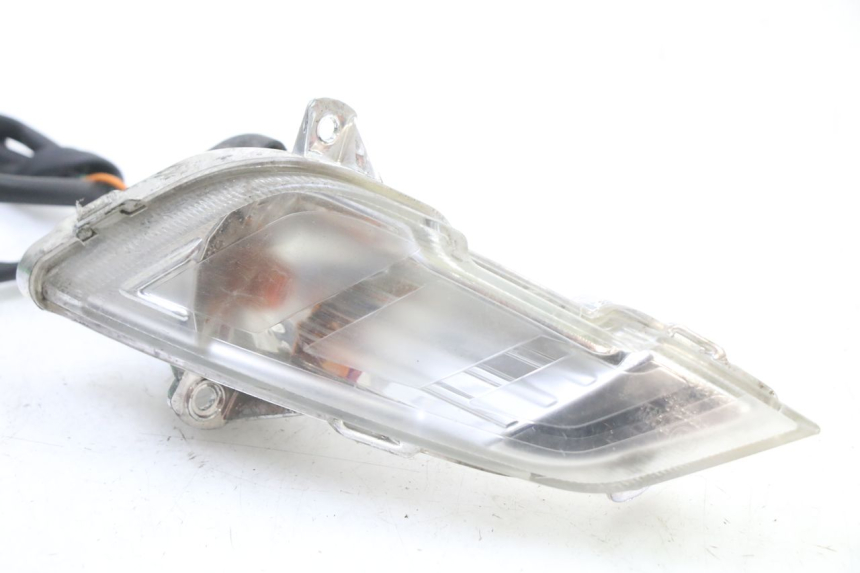 photo de FRONT LEFT TURN SIGNAL PEUGEOT TWEET 4T 50 (2014 - 2019)