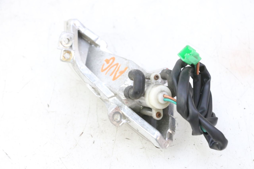 photo de LEFT FRONT TURN SIGNAL PEUGEOT TWEET 4T 50 (2018 - 2020)