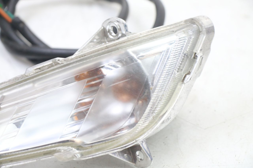 photo de FRONT LEFT TURN SIGNAL PEUGEOT TWEET PRO CARGO 50 (2018 - 2020)