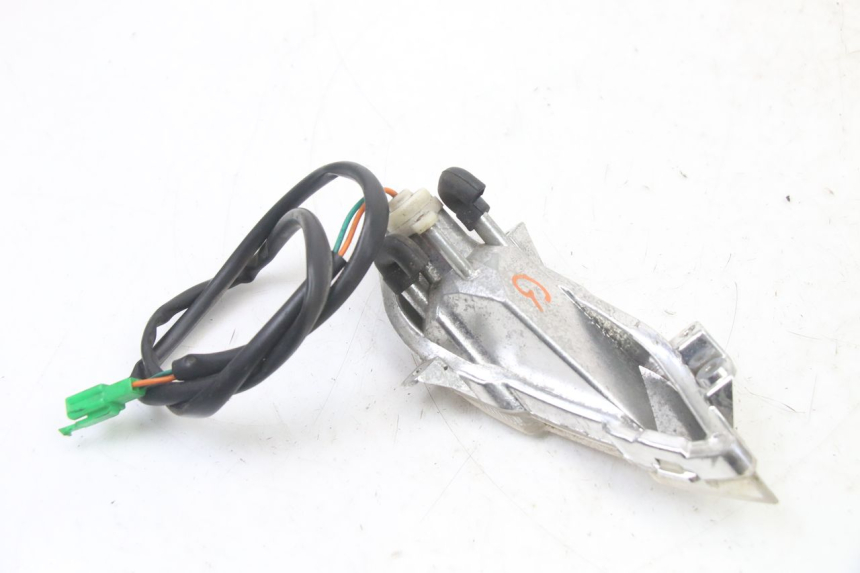 photo de FRONT LEFT TURN SIGNAL PEUGEOT TWEET PRO CARGO 50 (2018 - 2020)