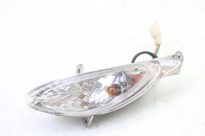 photo de LEFT FRONT TURN SIGNAL PEUGEOT V-CLIC VCLIC 50 (2007 - 2013)