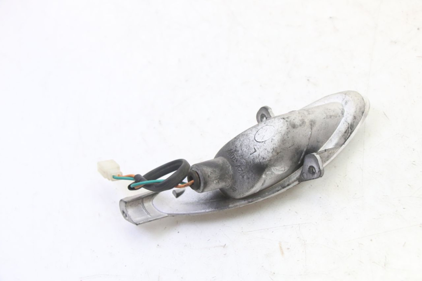 photo de LEFT FRONT TURN SIGNAL PEUGEOT V-CLIC VCLIC 50 (2007 - 2013)