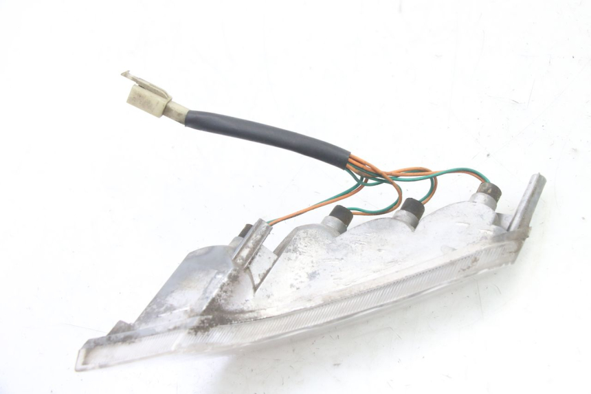 photo de FRONT LEFT TURN SIGNAL  PEUGEOT VIVACITY NEW 2T 50 (2008 - 2017)
